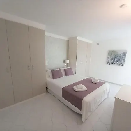 Miraflores Beachfront Penthouse Appartement Sitio de Calahonda