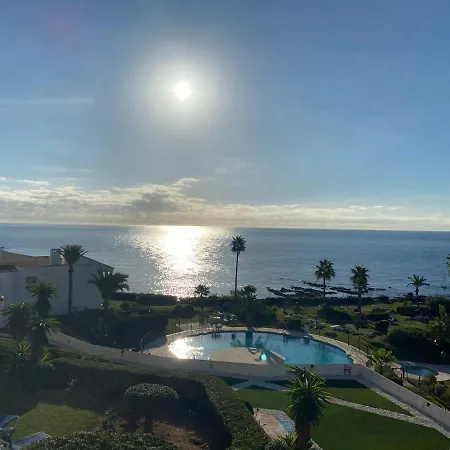 Miraflores Beachfront Penthouse Apartment Sitio de Calahonda