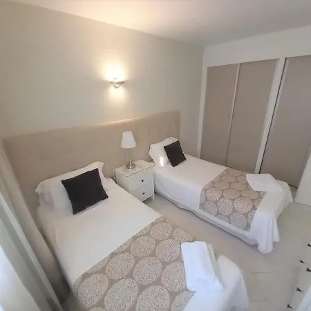 Miraflores Beachfront Penthouse Sitio de Calahonda